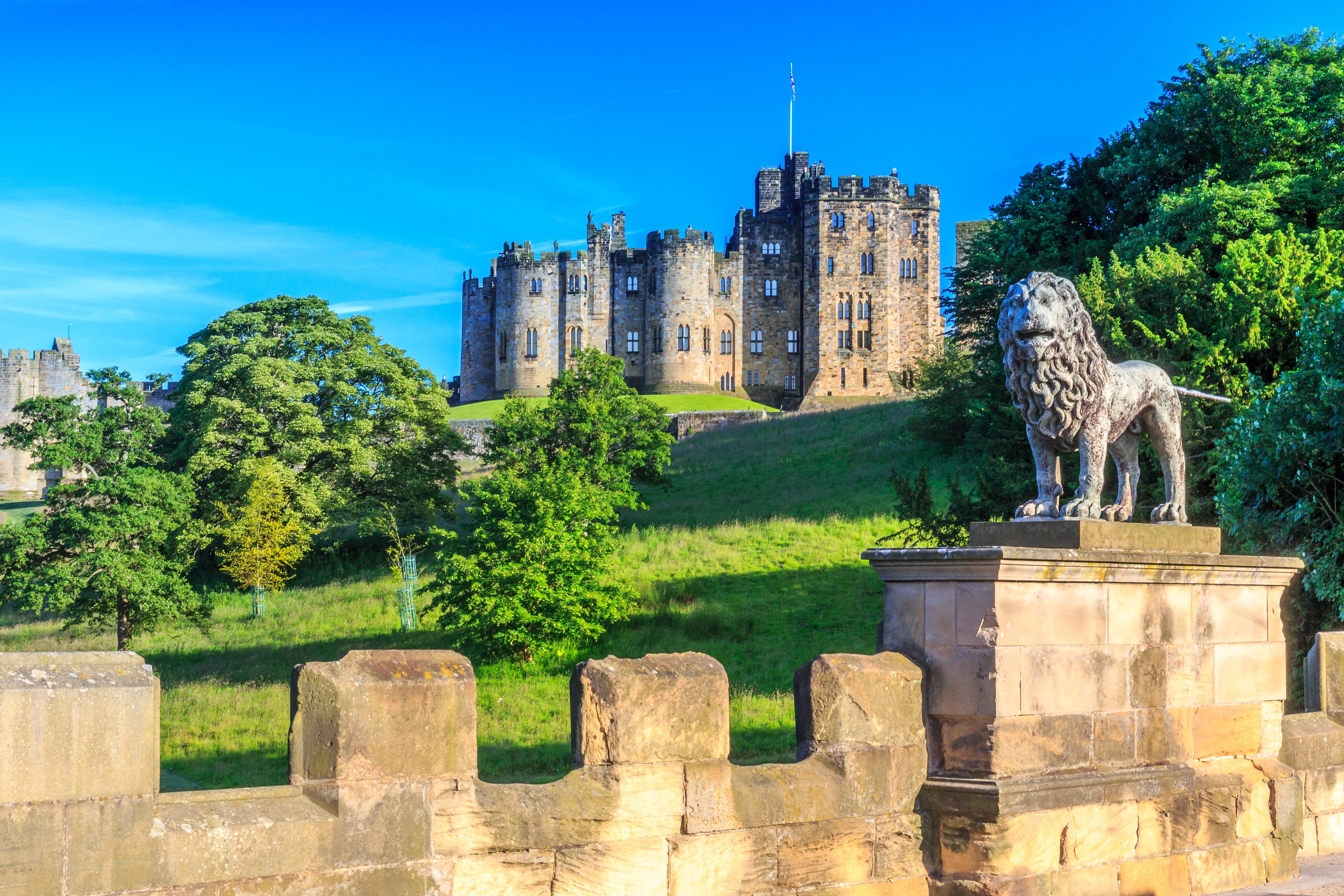 Northumberland Experience; Coast, Castles & Gardens