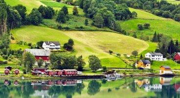 Sailing the Norwegian Coast