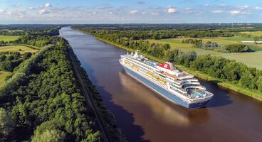 Traversing the Kiel Canal & the Baltic Sea